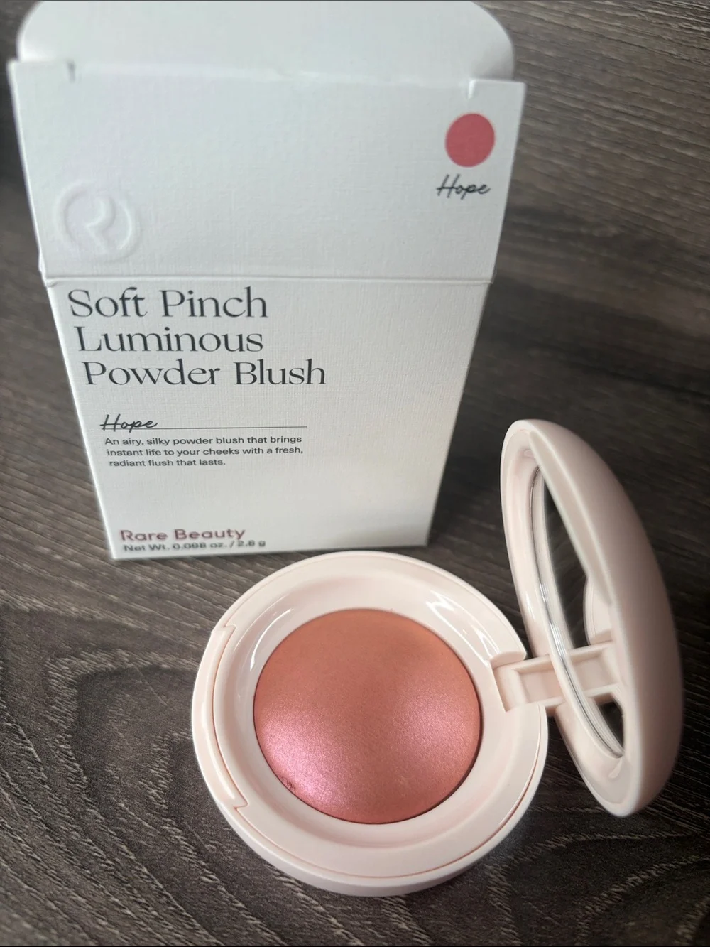 ❤️$ 17 NWT Rare Beauty Soft Pinch Luminous Powder Blush in Shade Hope 2.8g